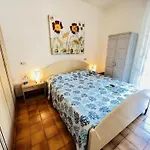 With Balcony In Apartman *
